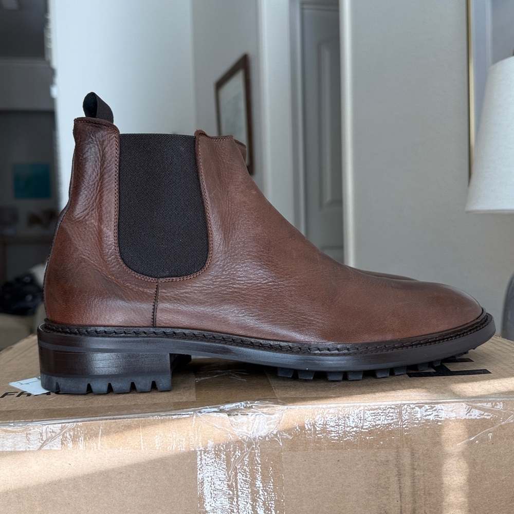 Frye Greyson Chelsea NWT Deerskin Made in Italy Cognac 11M